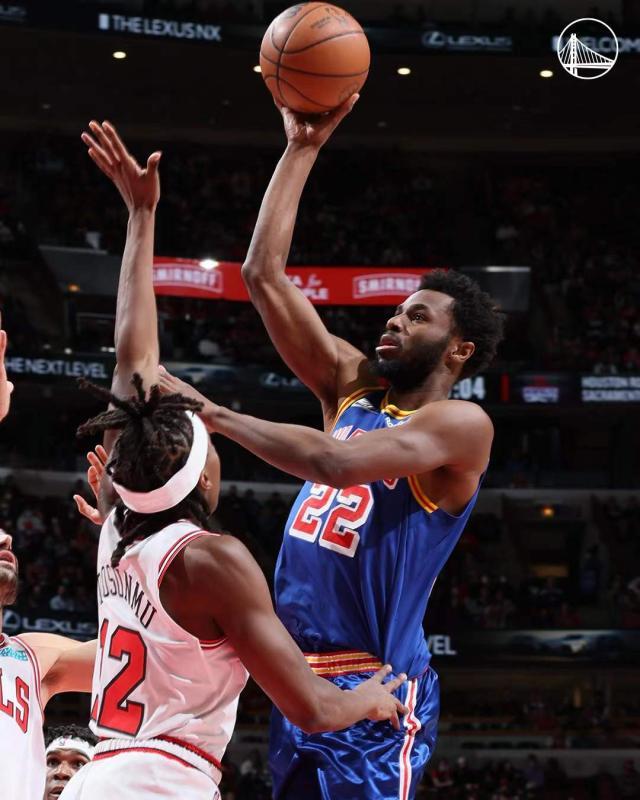 华体会app-勇士大胜公牛止颓 可是球迷等的华彩远未到来