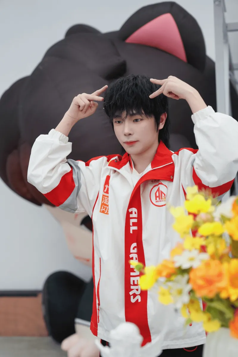 华体会官网-成都AG超玩会.钟意发文:我回来了