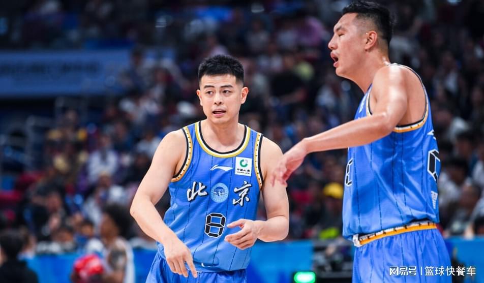 华体会体育-一场50分惨败让广东懵了？北京狂胜锁定第4：11冠王又要首轮游了